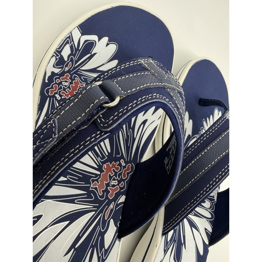 Clarks Breeze Sea Navy Marine Women's Size 8 Sandal With Floral Accents NIB - Picture 4 of 7